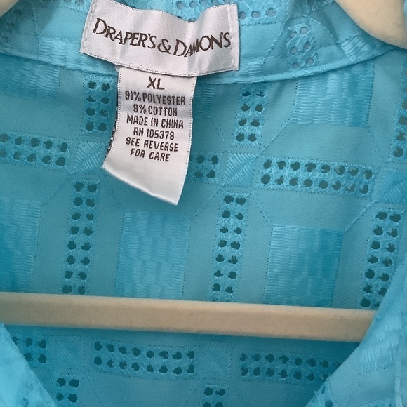 Draper’s and Damon’s Patterned Top, Size XL - Picture 2 of 5